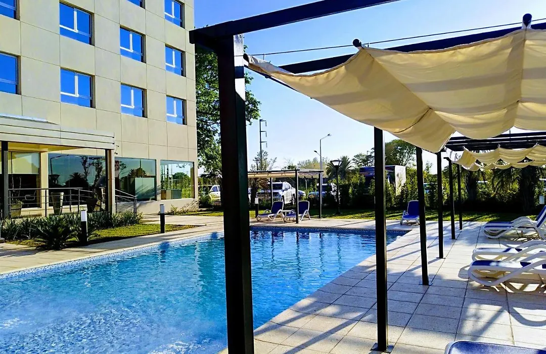 Platinum Hotel Casino-1
